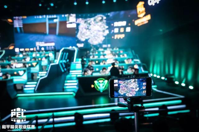 得艰难许多 得艰难许多