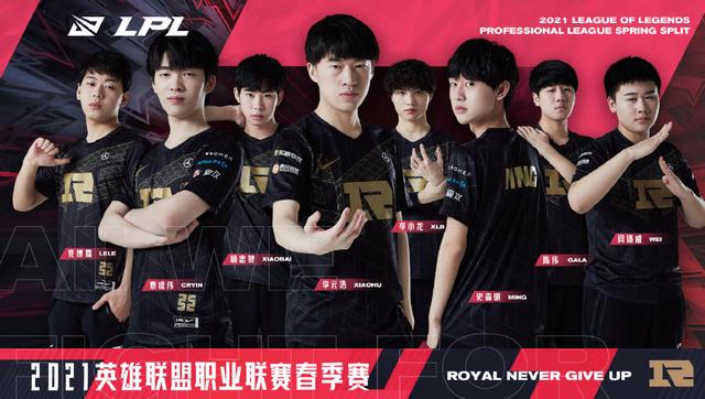 在社交媒体 在社交媒体